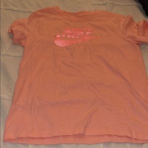 Nike tee
